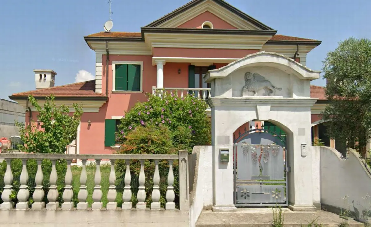 Casa indipendente in vendita a Ariano nel Polesine - foto 2