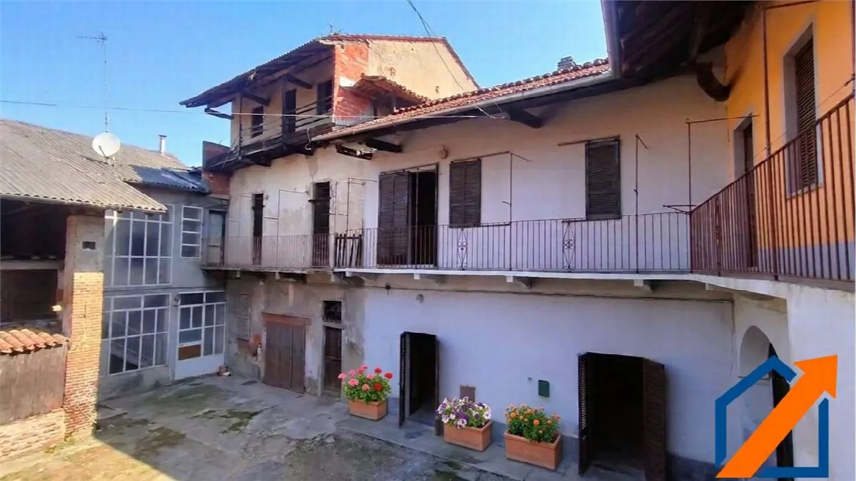 Appartamento in vendita a Fara Novarese - foto 2