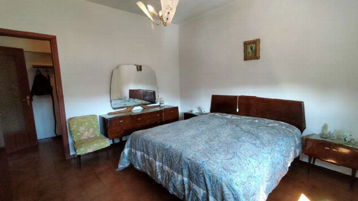 Casa indipendente in vendita a Fara Novarese - foto 10