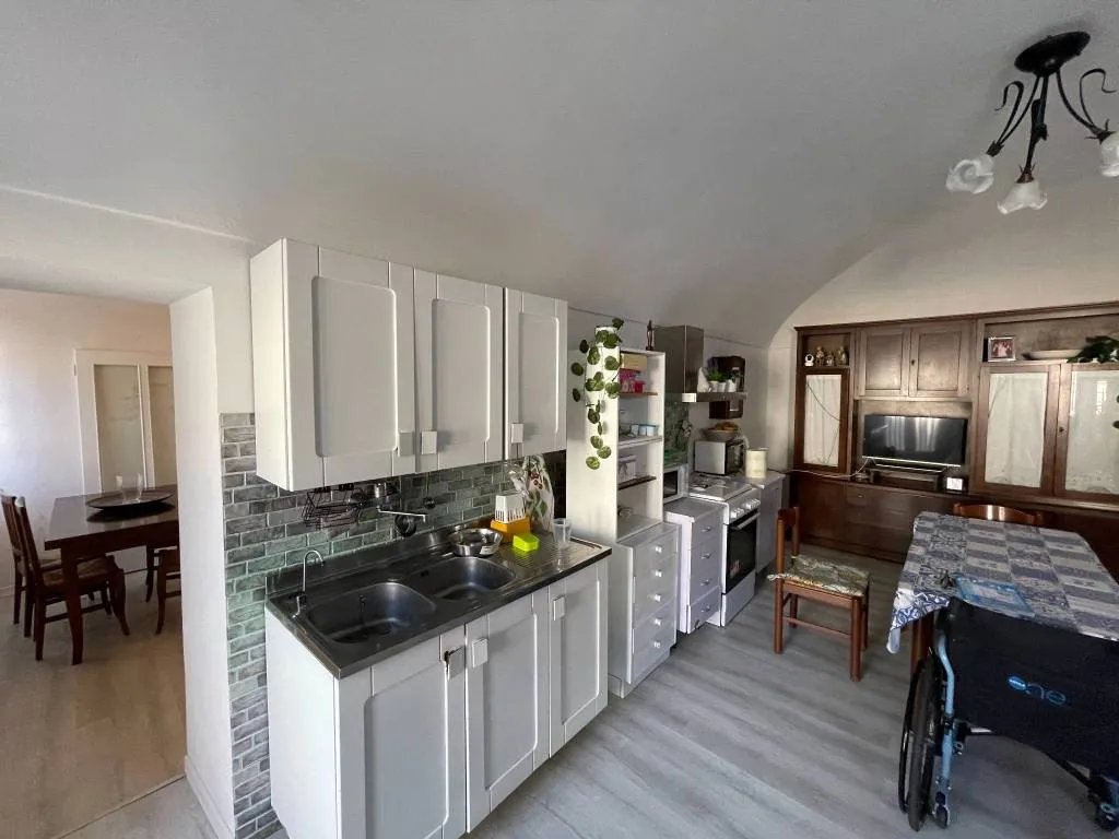 Casa indipendente in vendita a Stroppiana - foto 8