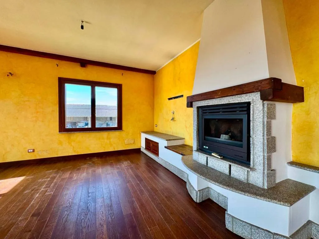 Casa indipendente in vendita a Borgo Vercelli - foto 7