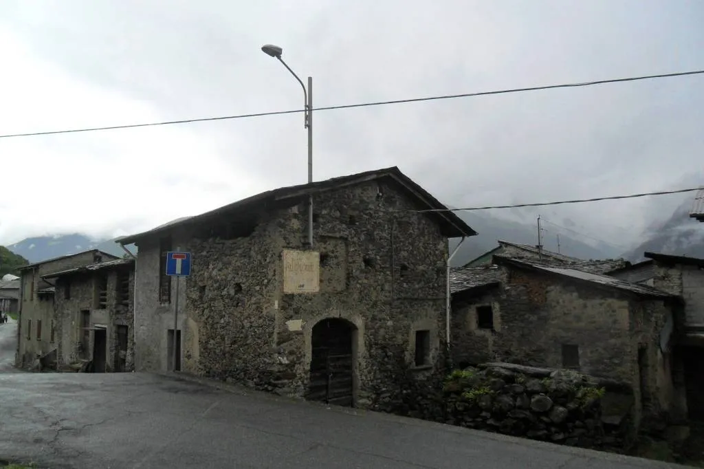 Rustico in vendita a Castione Andevenno - foto 1