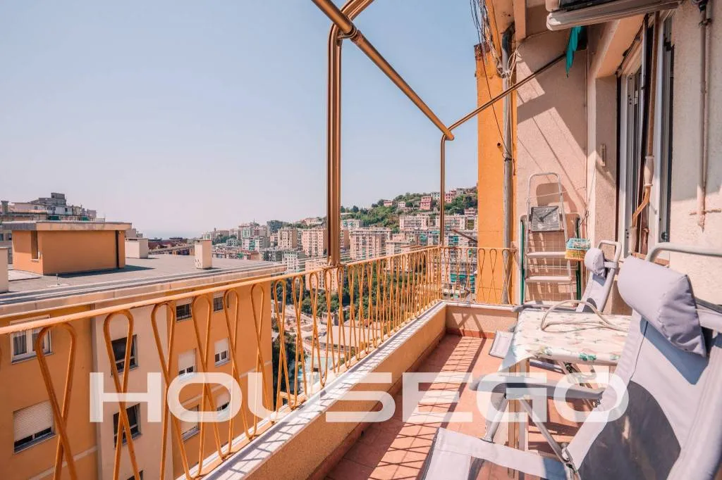 Appartamento in vendita a Genova - Oregina-Granarolo, Di Negro - foto 1