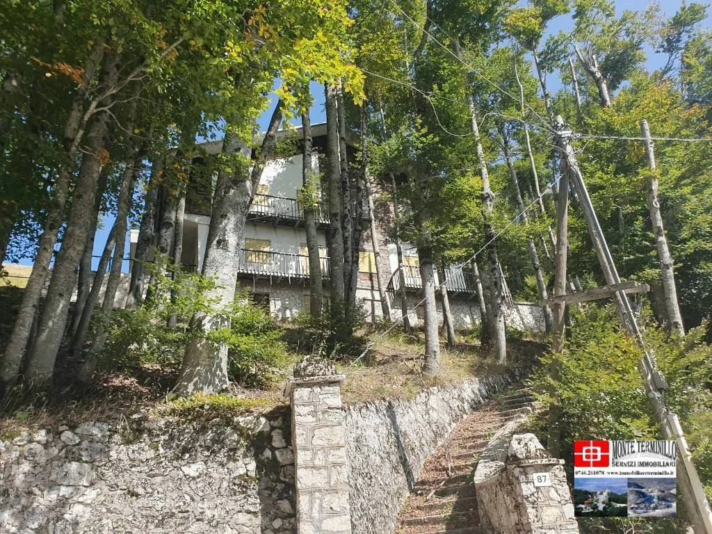 Casa indipendente in vendita a Rieti - foto 2