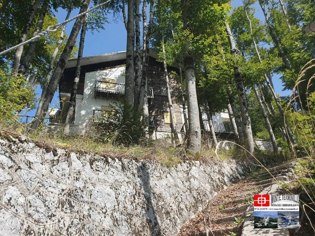 Casa indipendente in vendita a Rieti - foto 5