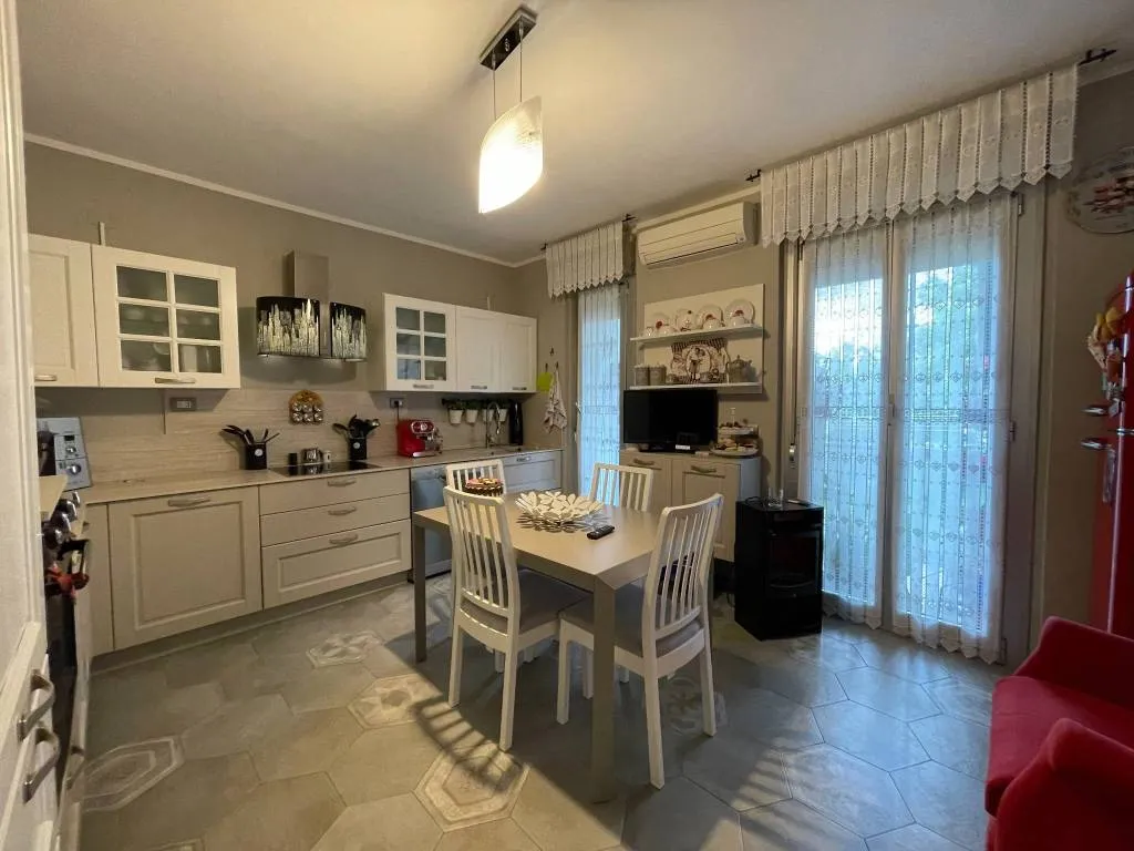 Appartamento in vendita a Vercelli - Cappuccini - foto 1