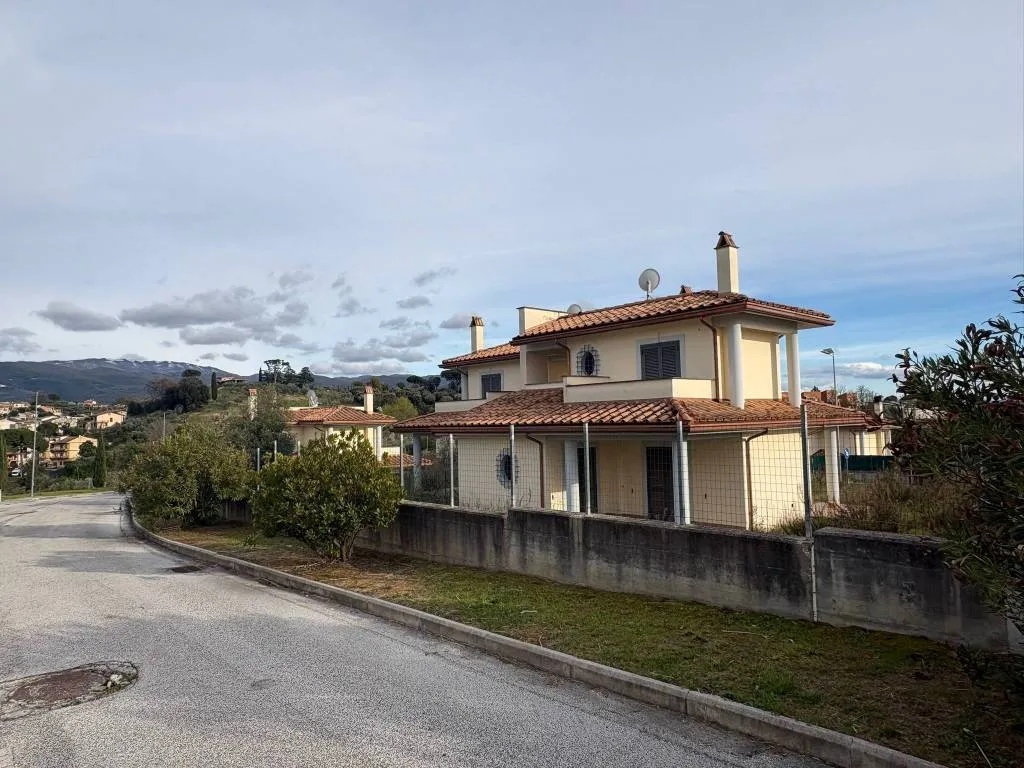 Villa in vendita a Montelibretti - foto 5
