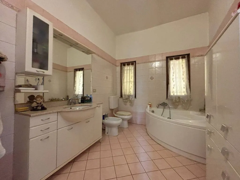 Appartamento in vendita a Vercelli - Semicentro - foto 6
