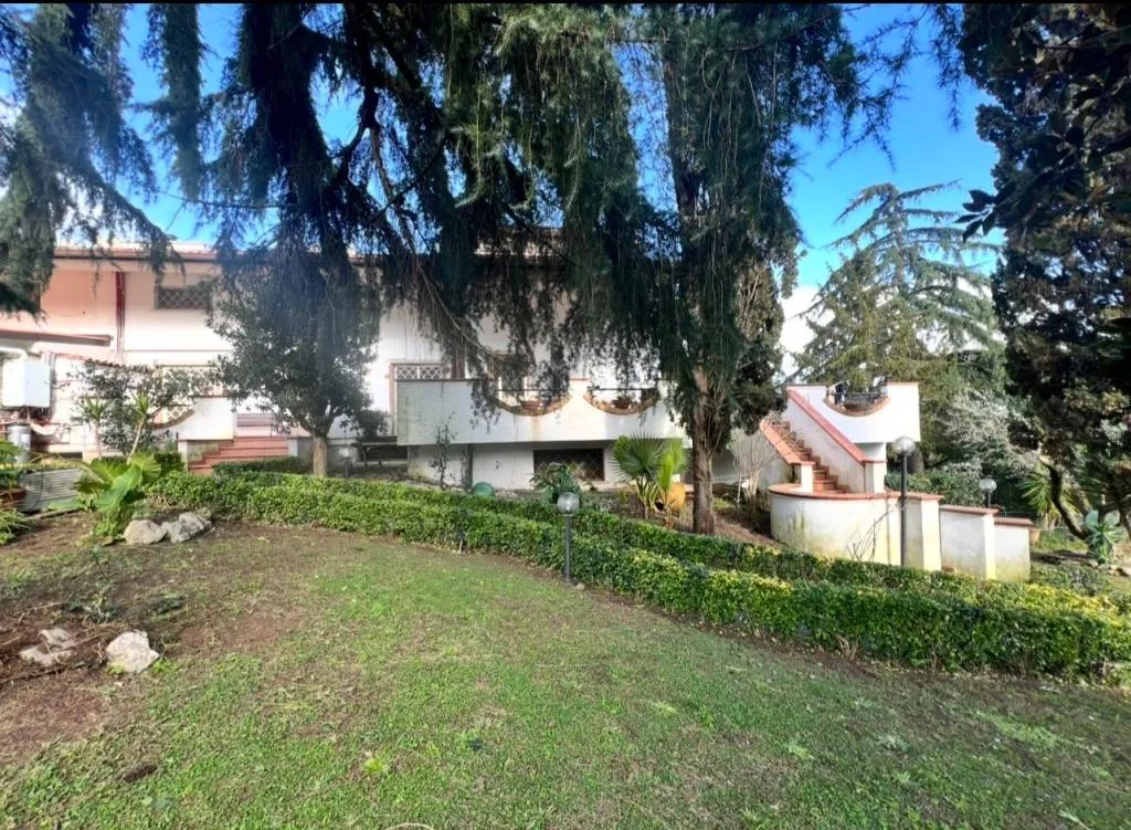 Villa in vendita a Roma - Castel di Leva, Vallerano, Fonte Laurentina - foto 1