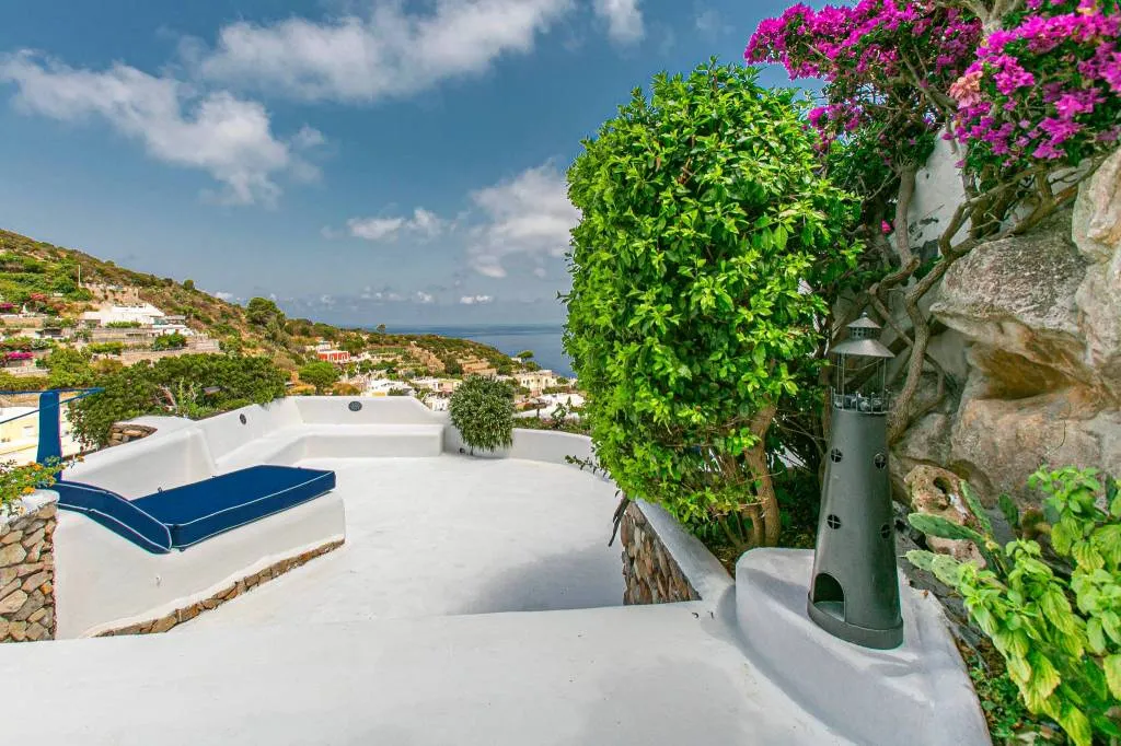 Villa in vendita a Ponza - foto 1