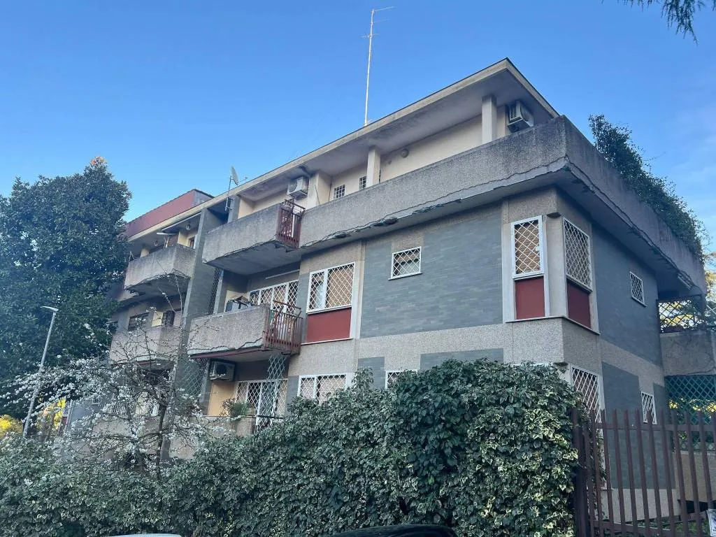 Appartamento in vendita a Roma - Giustiniana - Tomba di Nerone - foto 1