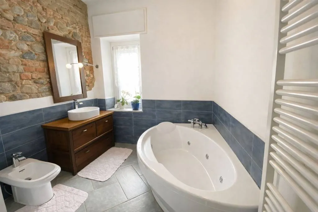 Casa indipendente in vendita a Palazzolo Vercellese - foto 8