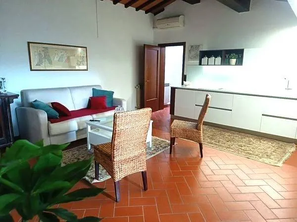Casa indipendente in vendita a Carmignano - Centro - foto 3