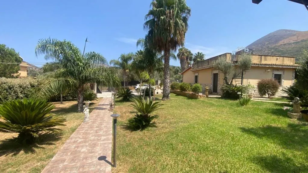 Villa in vendita a Carini - Centro - foto 5