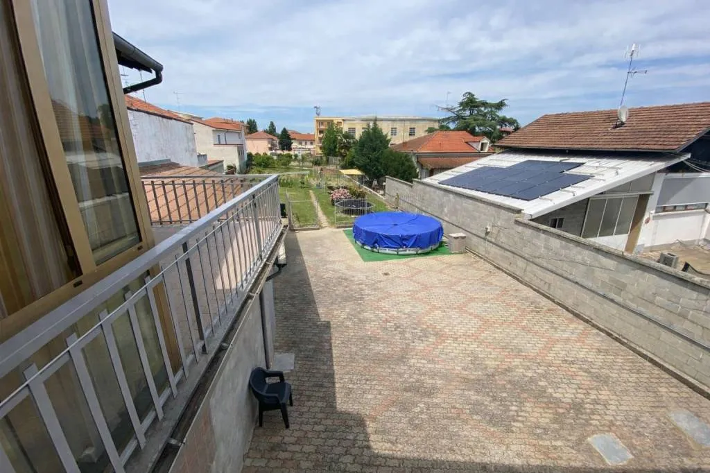 Casa indipendente in vendita a Trino - Centro - foto 1