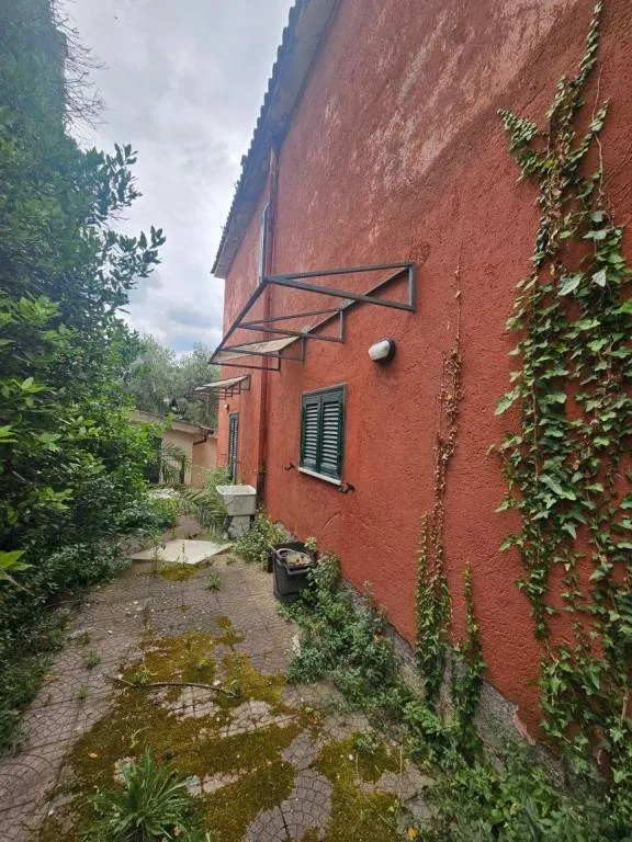 Villa in vendita a Fara in Sabina - Canneto - foto 2
