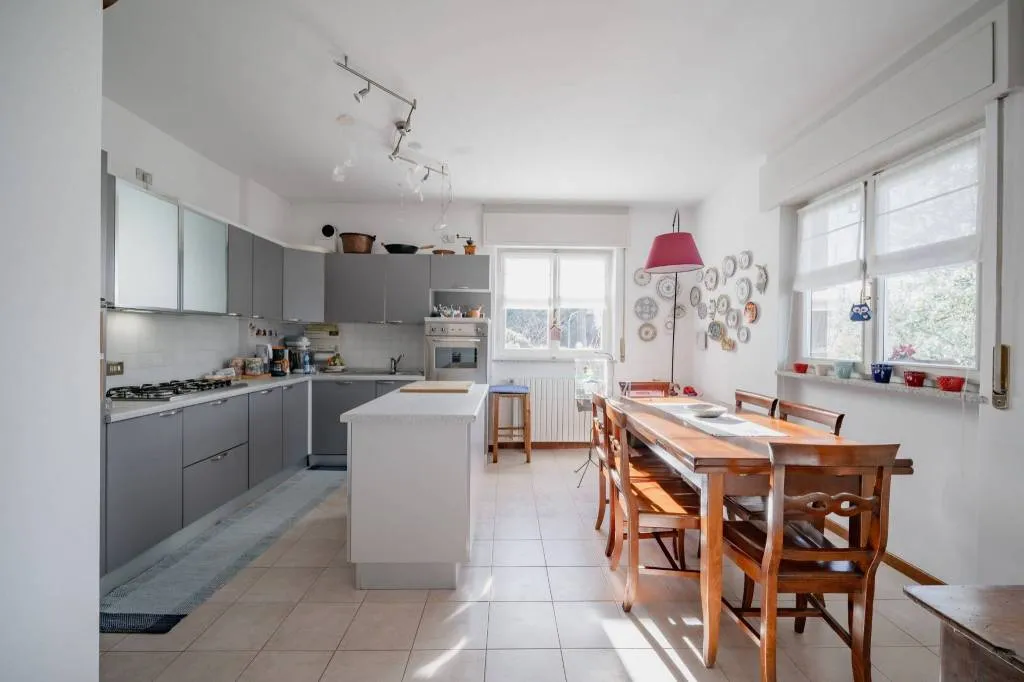Villa in vendita a Varenna - Fiumelatte - foto 4
