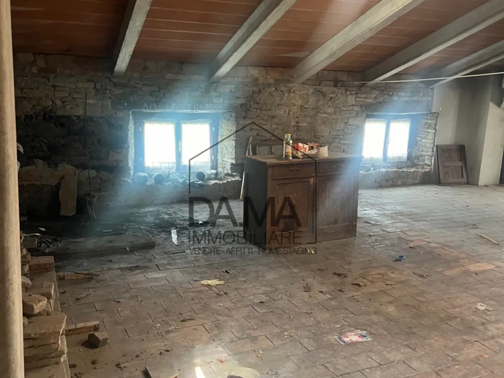 Appartamento in vendita a Varano de' Melegari - foto 6
