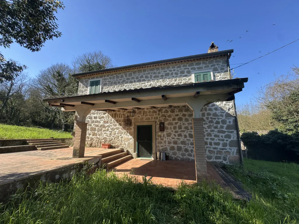 Casa indipendente in vendita a Patrica - foto 1