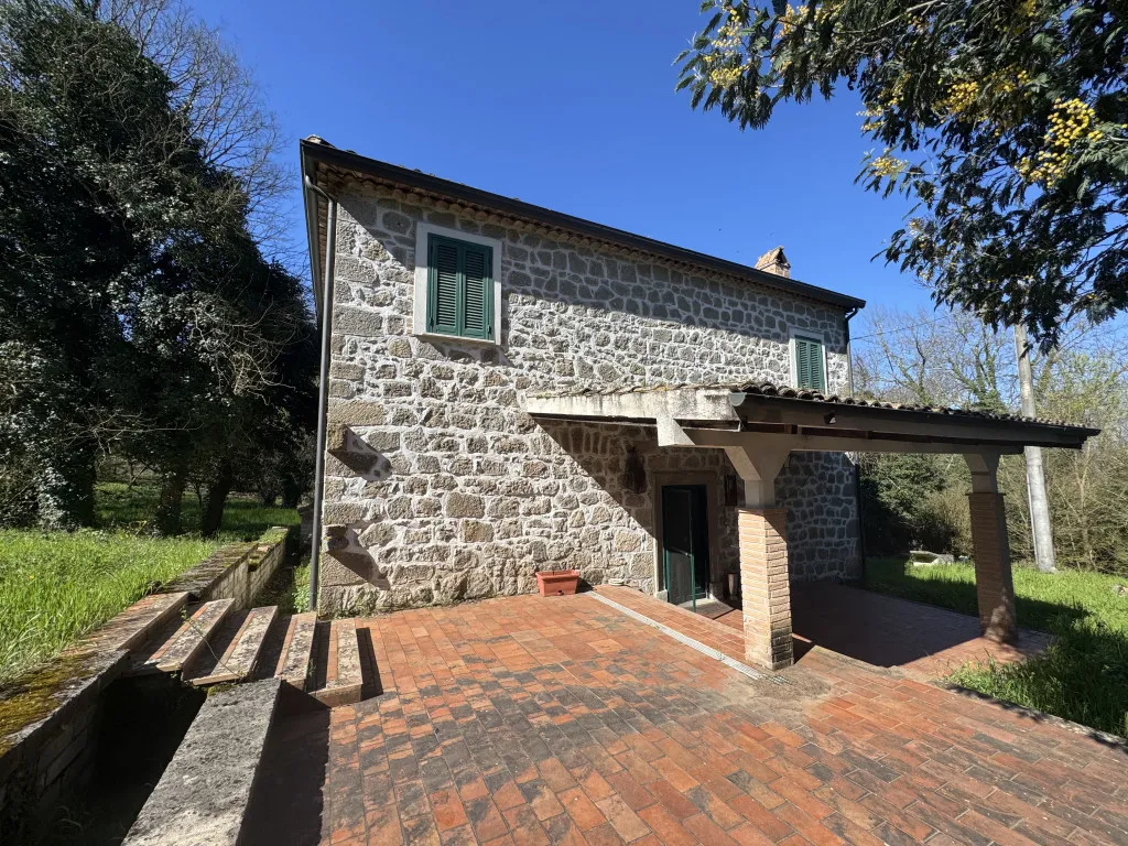 Casa indipendente in vendita a Patrica - foto 2