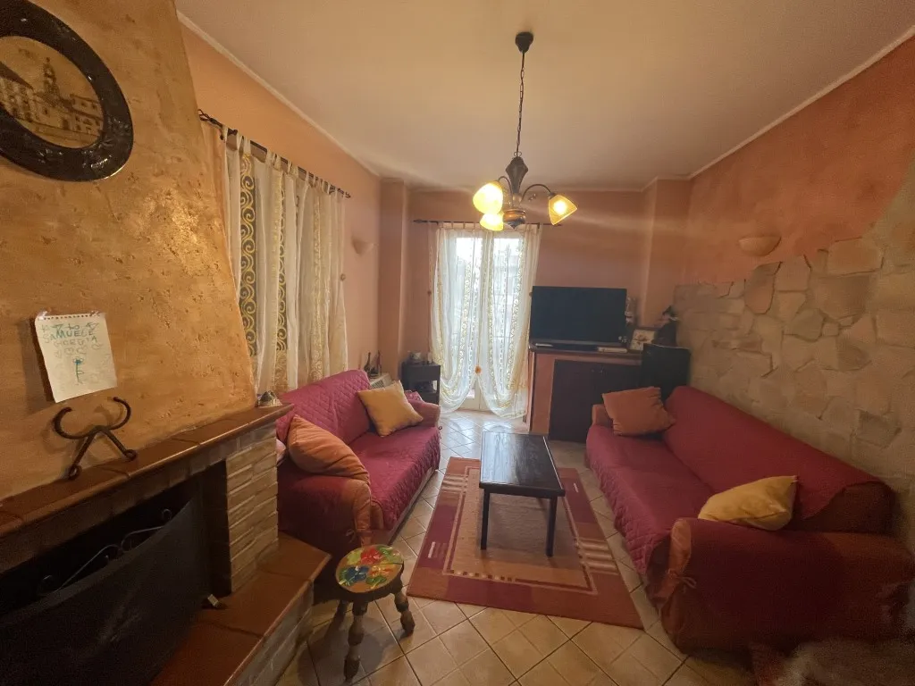 Casa indipendente in vendita a Ceccano - foto 1