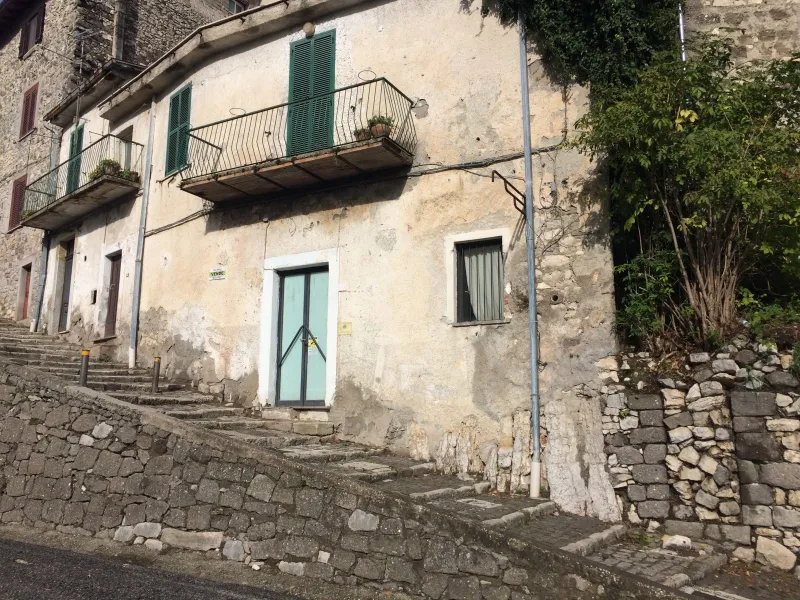 Casa indipendente in vendita a Patrica - foto 2
