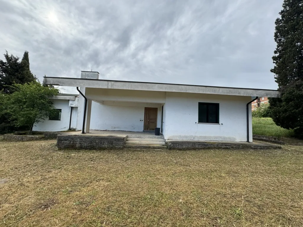 Villa in vendita a Patrica - foto 1