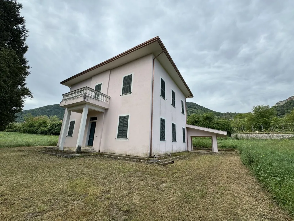 Villa in vendita a Patrica - foto 1
