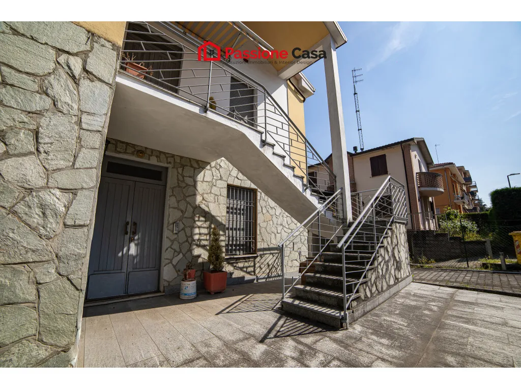 Casa indipendente in vendita a Parma - foto 3