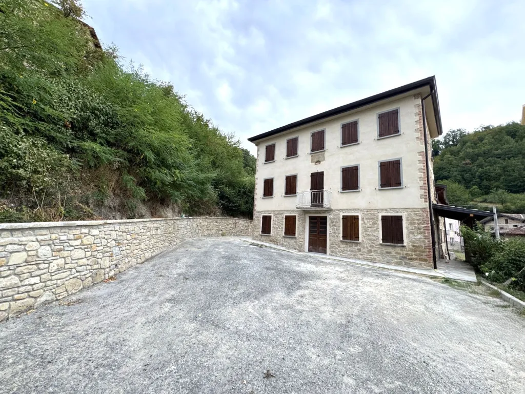 Appartamento in vendita a Casina - foto 1
