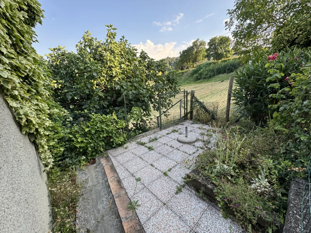 Casa indipendente in vendita a Carpineti - foto 2