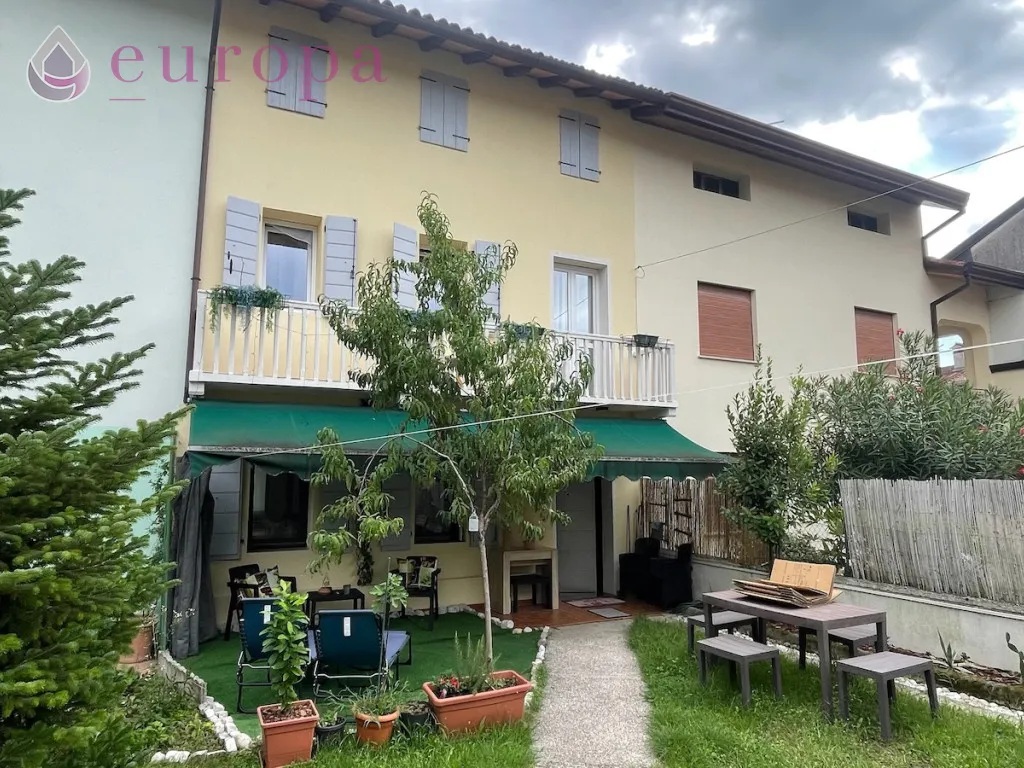 Villetta a schiera in vendita a Aviano - foto 1