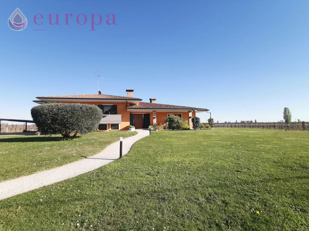 Villa in vendita a Chions - foto 1