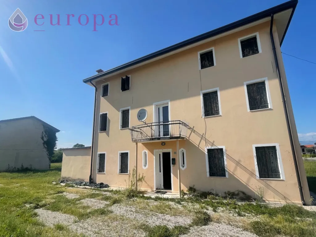 Rustico in vendita a Pasiano di Pordenone - foto 1