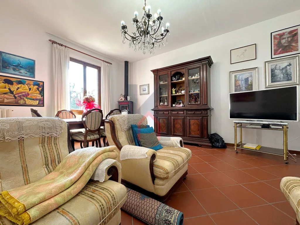 Casa indipendente in vendita a Forlì - foto 4