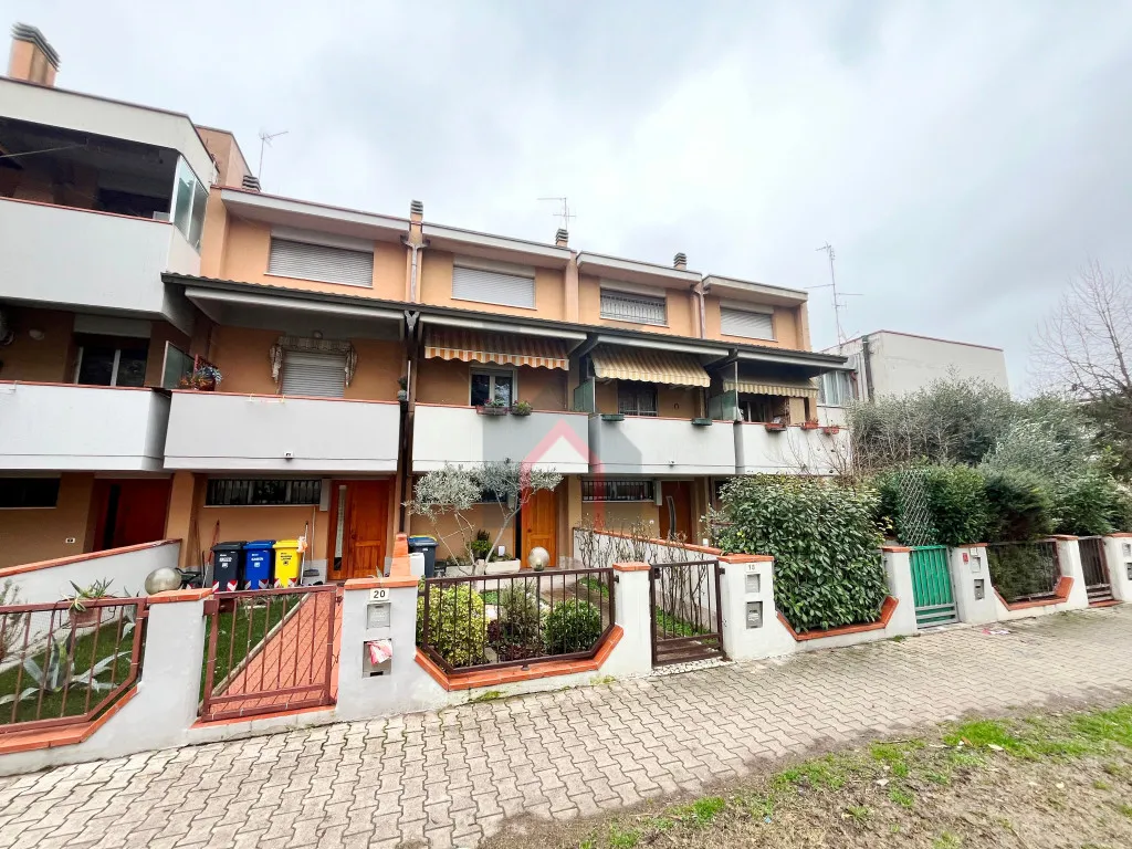 Villetta a schiera in vendita a Forlì - foto 1