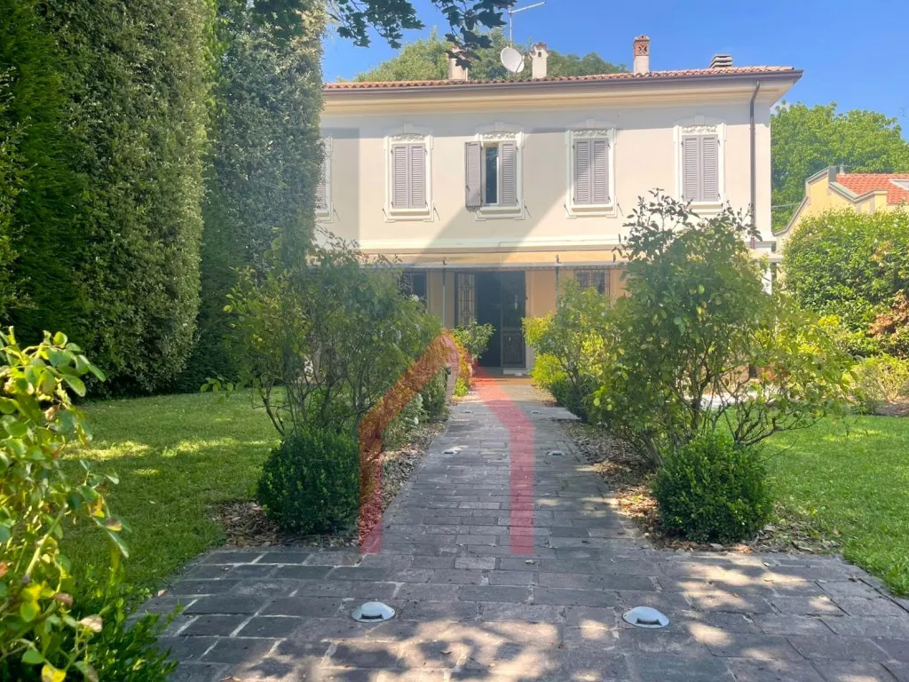 Casa indipendente in vendita a Forlì - foto 1