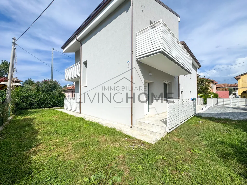 Casa bifamiliare in vendita a Rimini - foto 1
