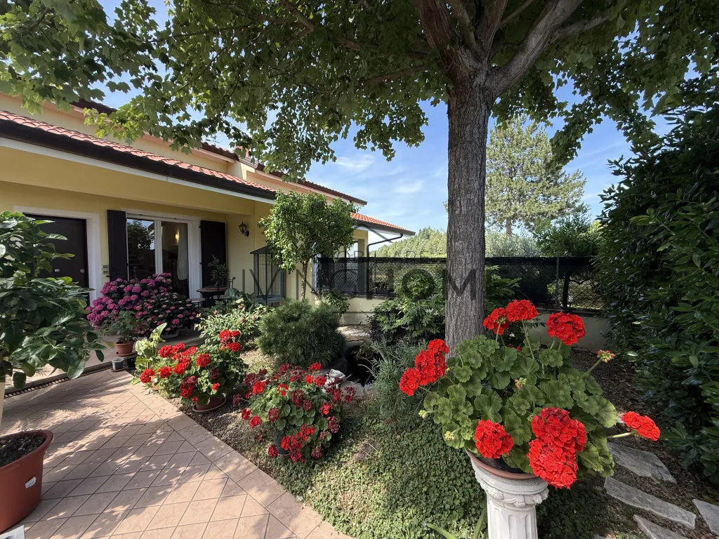 Casa bifamiliare in vendita a Roncofreddo - foto 1