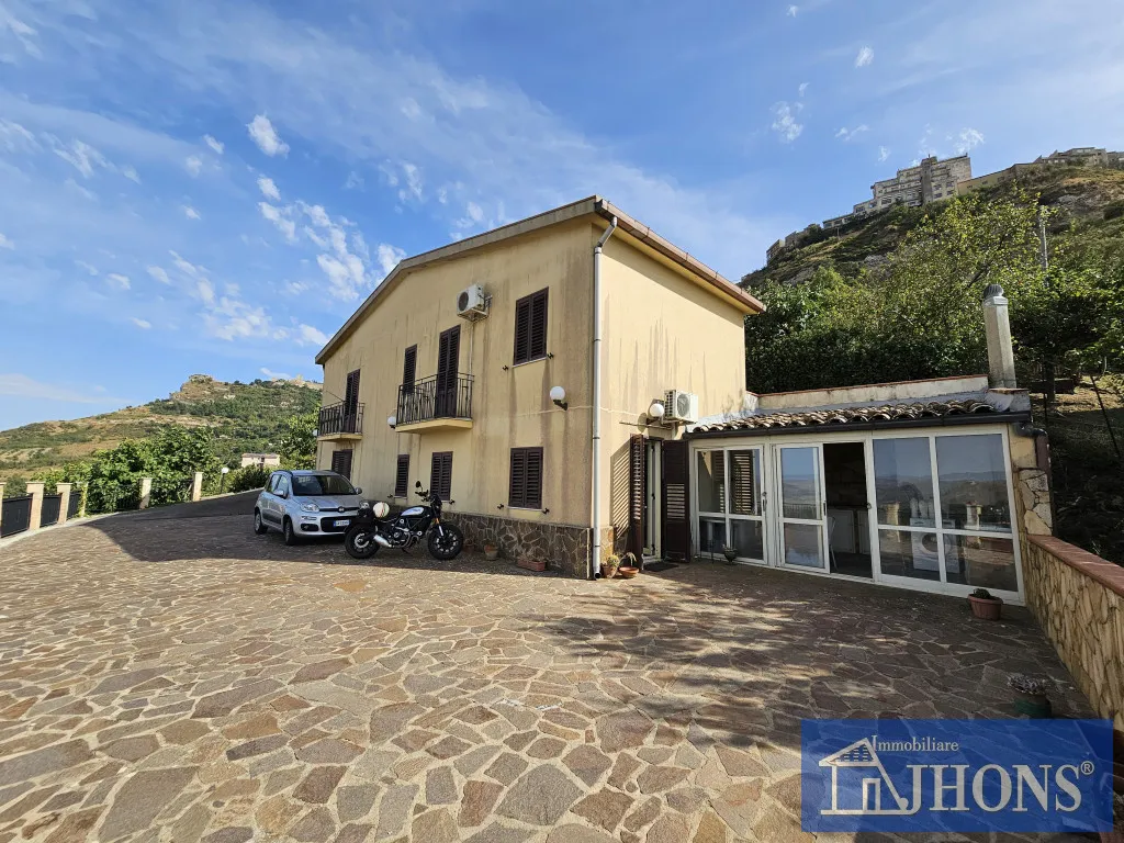 Villa in vendita a Enna - foto 1