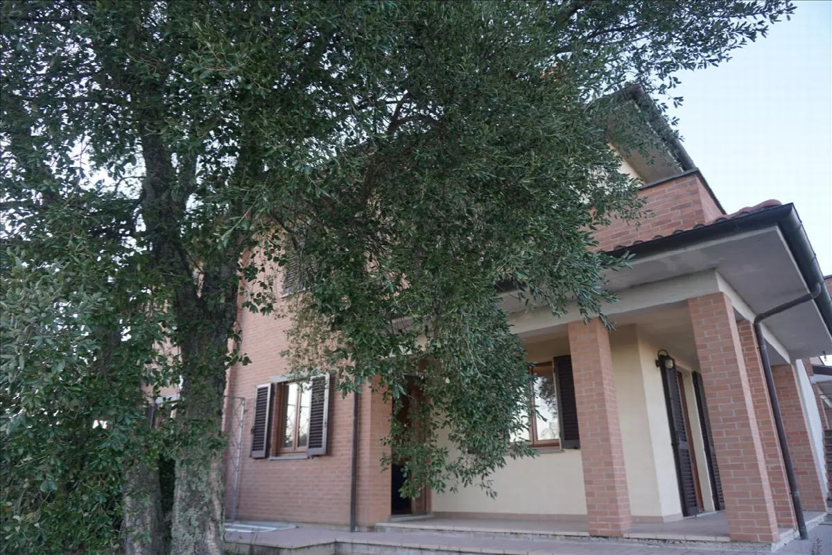 Casa indipendente in vendita a Castiglione del Lago - foto 8