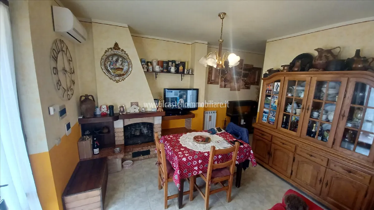 Appartamento in vendita a Cetona - Piazze - foto 2
