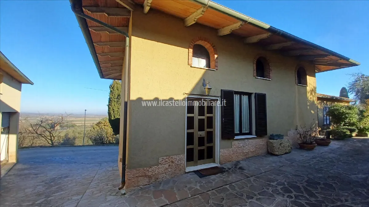 Rustico in vendita a Chiusi - foto 2