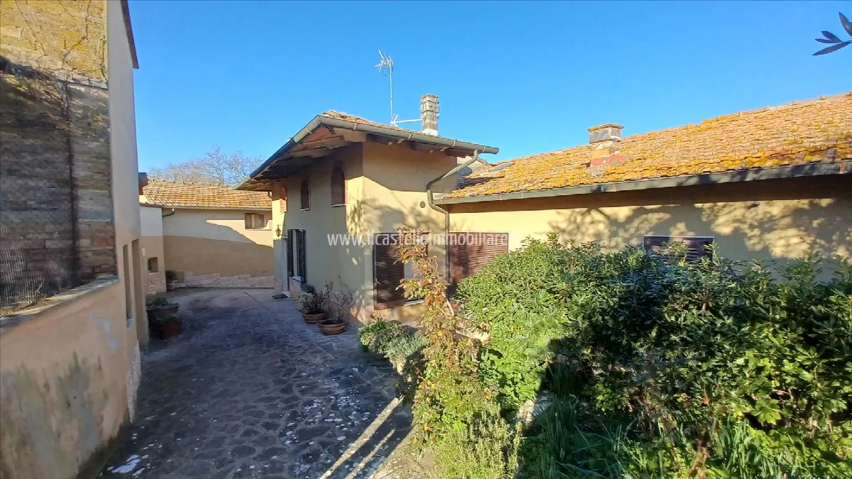 Rustico in vendita a Chiusi - foto 3