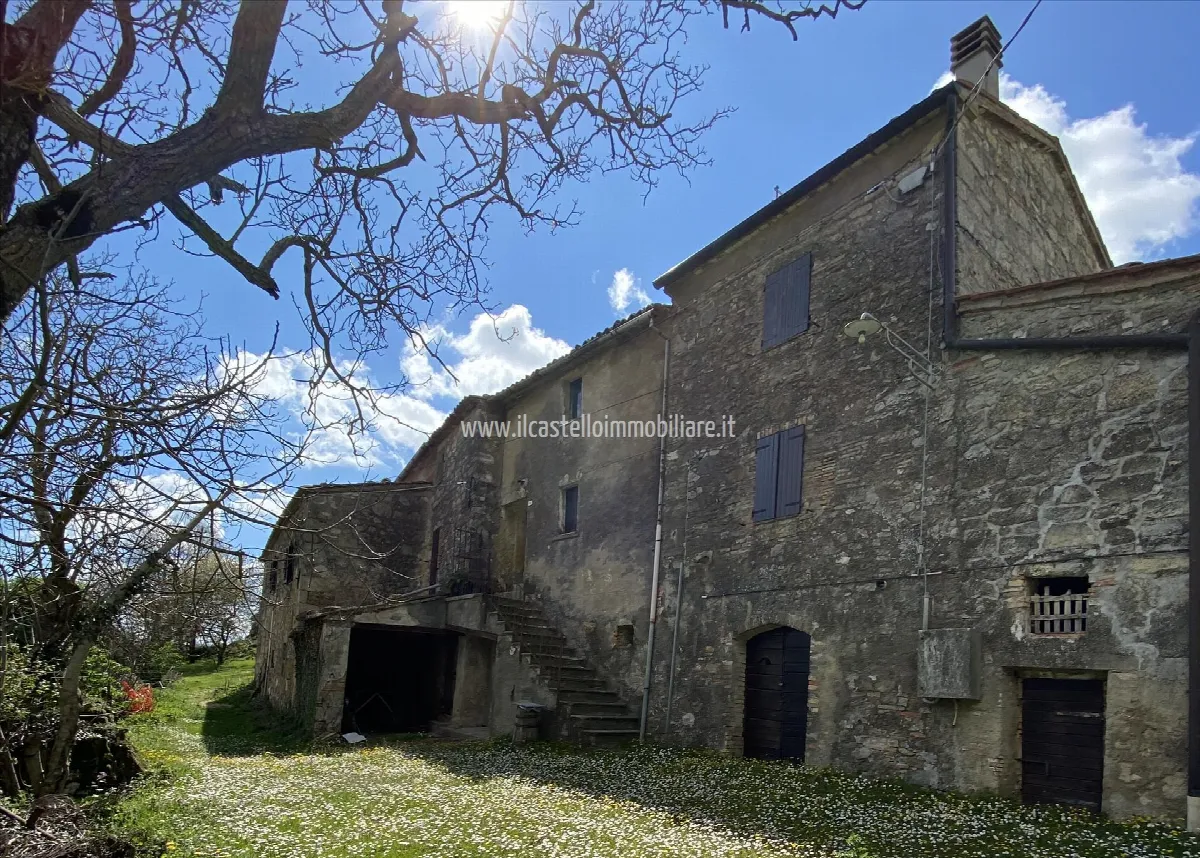 Casa indipendente in vendita a Sarteano - foto 2