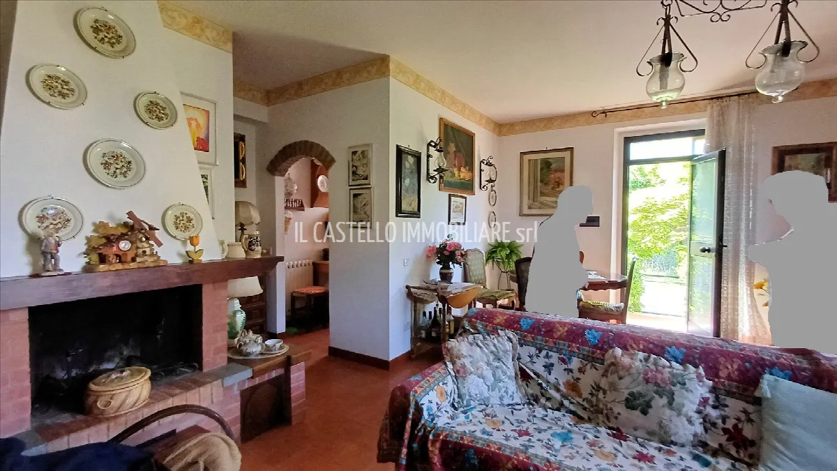 Casa indipendente in vendita a Sarteano - foto 1