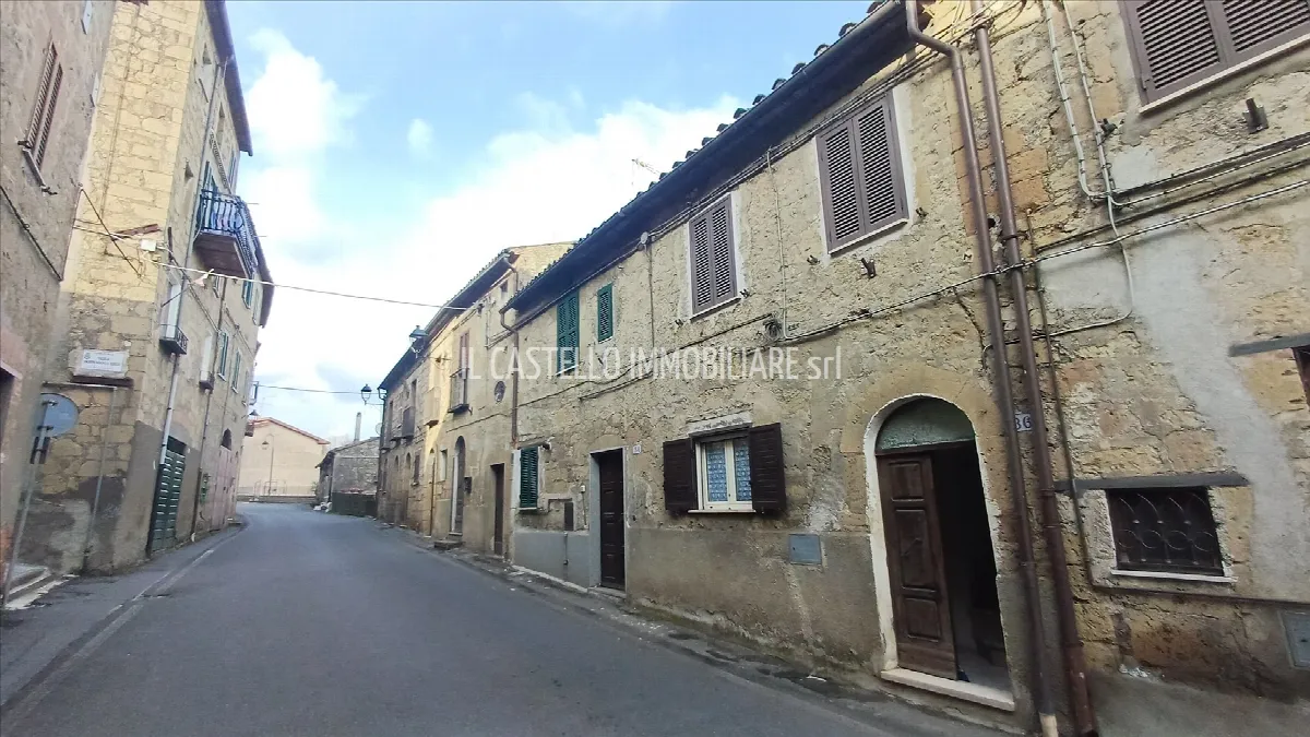 Casa indipendente in vendita a Onano - foto 1