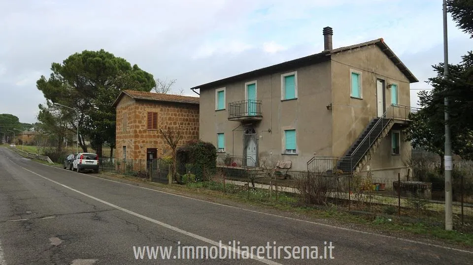 Casa indipendente in vendita a Orvieto - foto 1