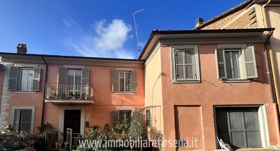 Casa indipendente in vendita a Castiglione in Teverina - foto 1