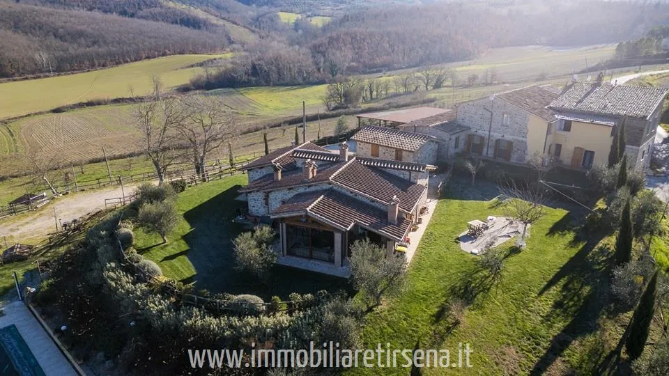 Rustico in vendita a Fabro - foto 3